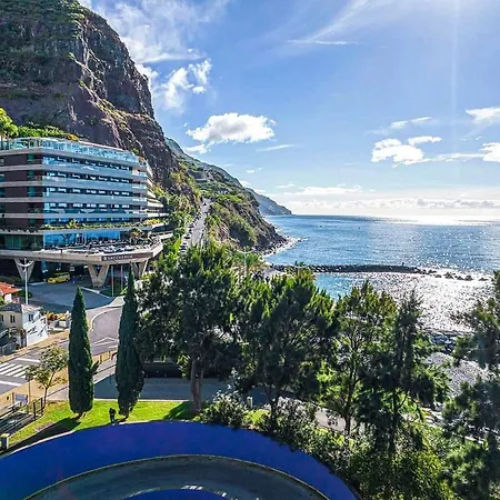 Discover Magical Calheta شقة *