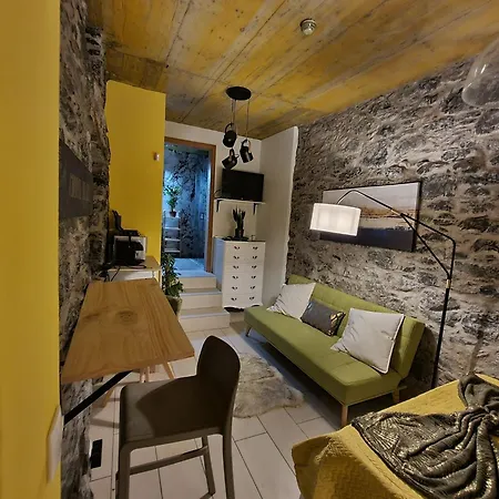 In - Discover Magical Calheta